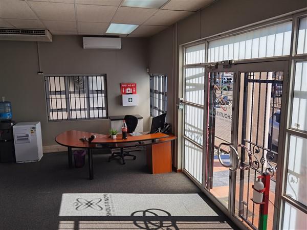 250 m² Commercial space