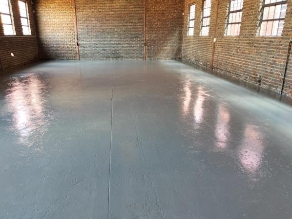 243  m² Commercial space