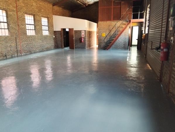 243  m² Commercial space