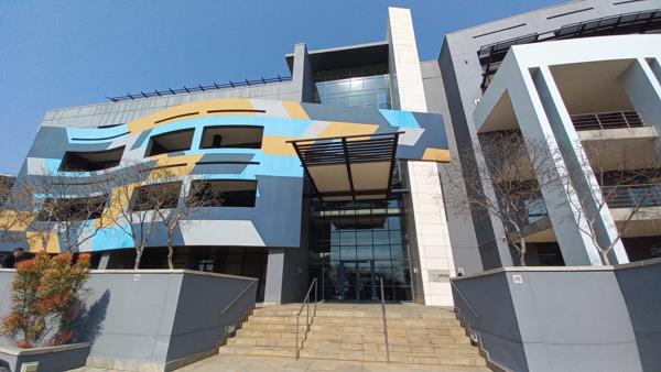 550  m² Commercial space