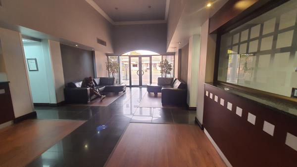 620  m² Office Space