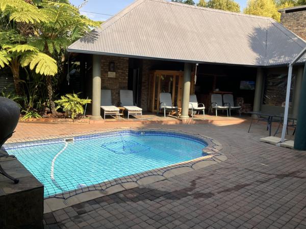 10 Bedroom House