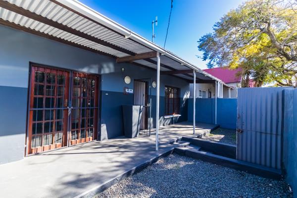 307  m² Office Space