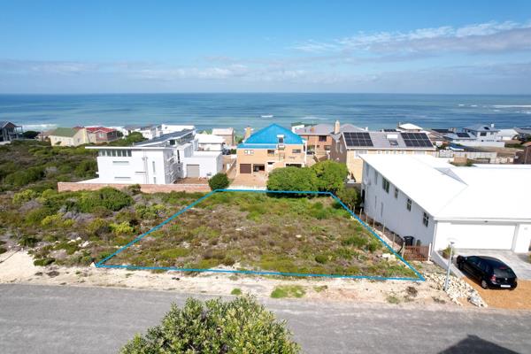 731 m² Land
