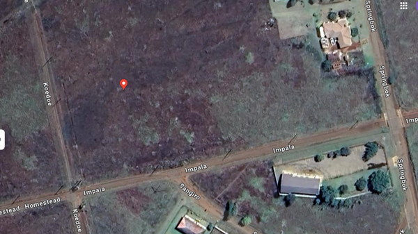 744 m² Land
