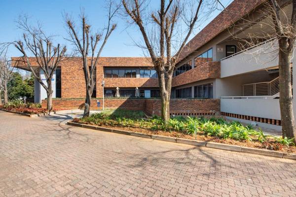 920 m² Office Space