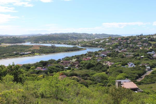 753 m² Land