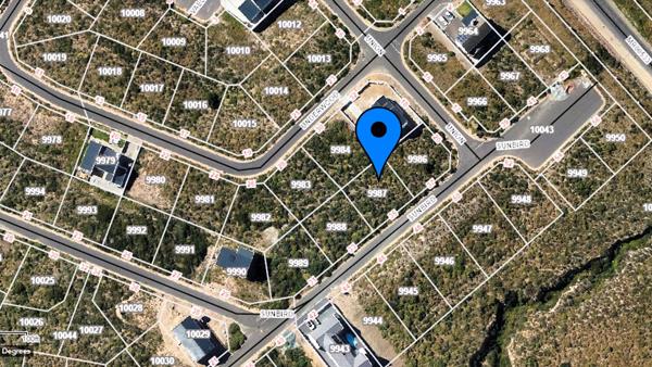 400 m² Land