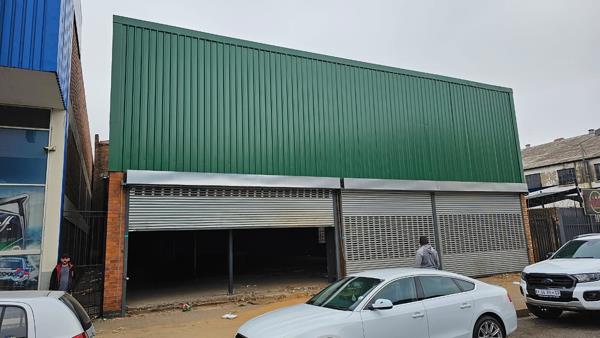 400  m² Retail Space