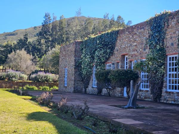 1 442 ha Farm with House