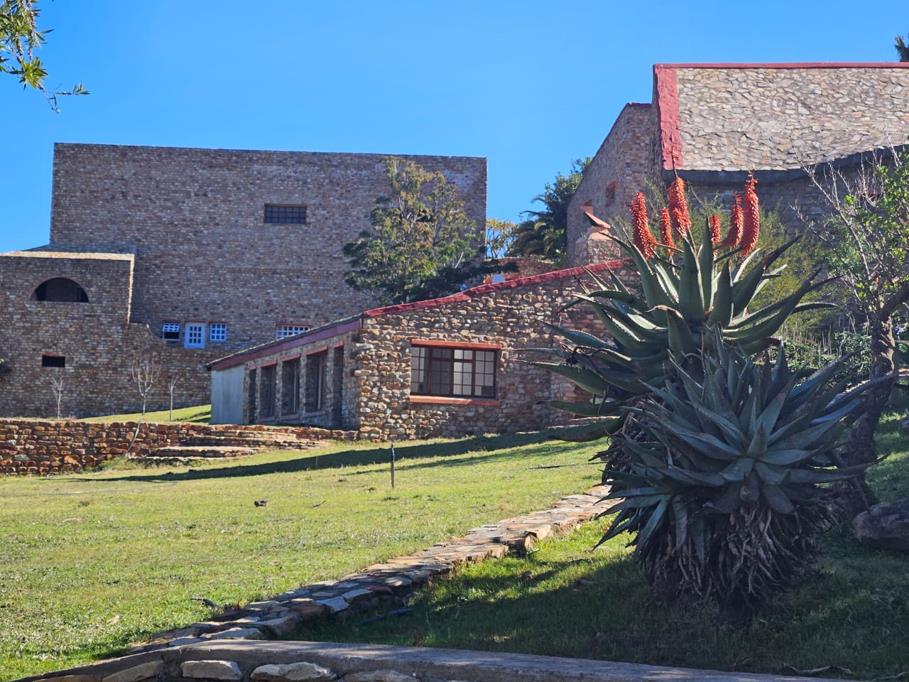 1 442 ha Farm with House