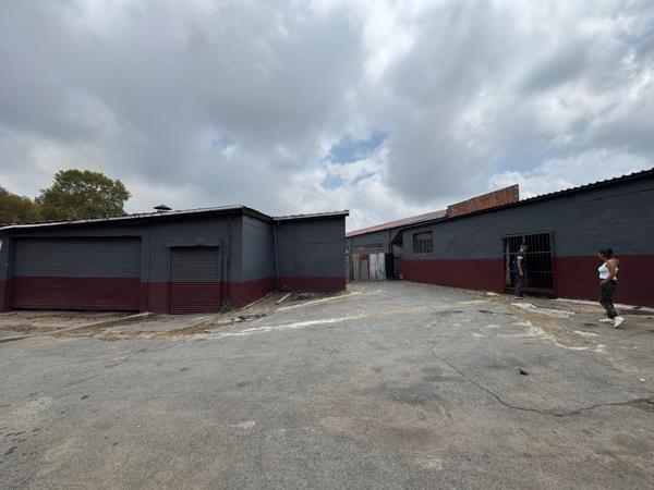 3 100 m² Industrial space