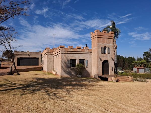 2 Bedroom House