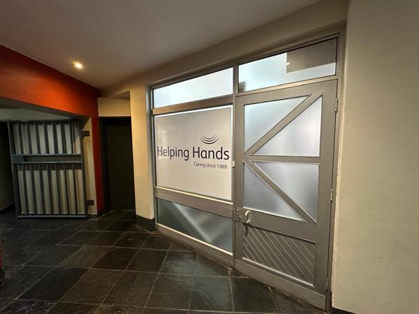 142  m² Industrial space