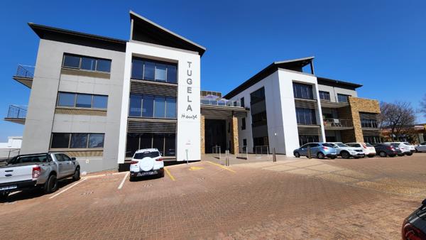 308  m² Commercial space