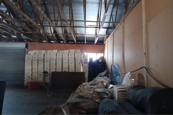 415  m² Commercial space