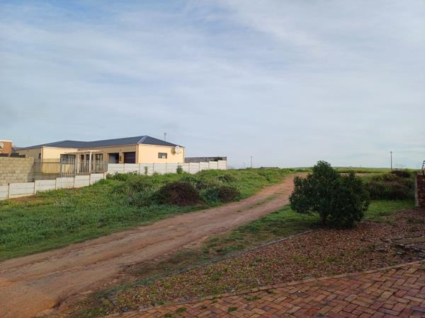 512 m² Land