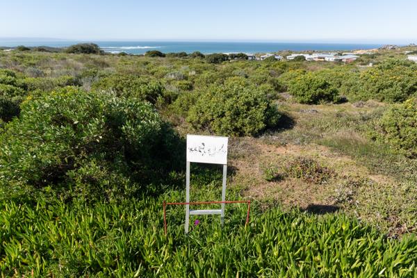 833 m² Land