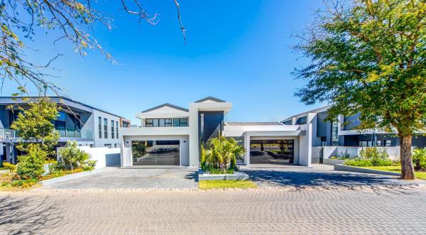 5 Bedroom House