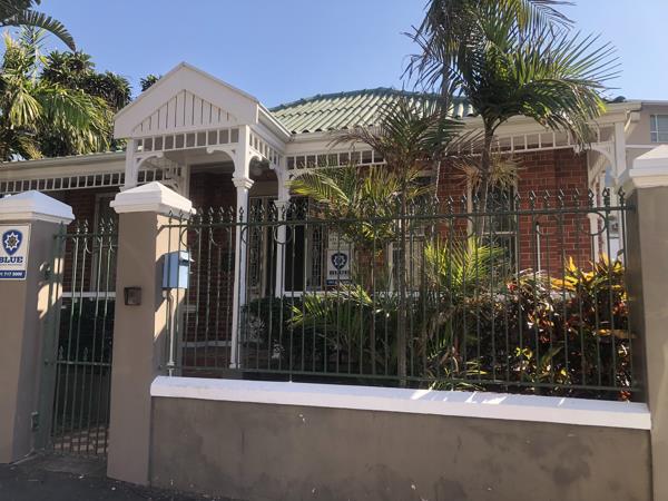 300 m² Commercial space