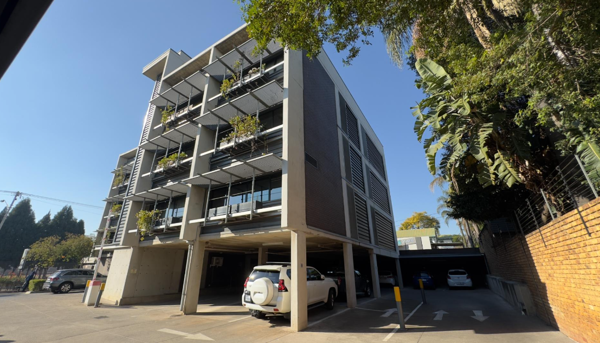 400  m² Commercial space