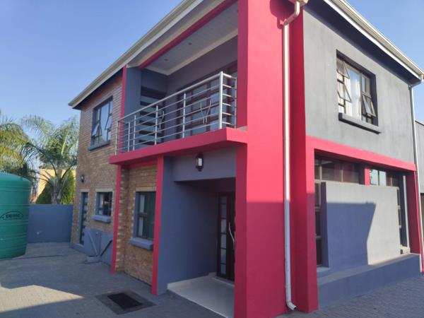 3 Bedroom Townhouse