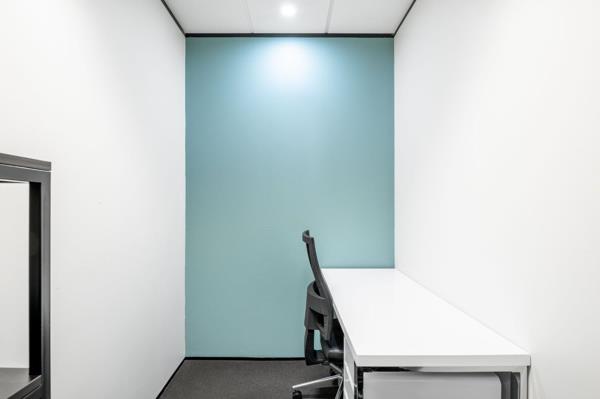 8  m² Office Space