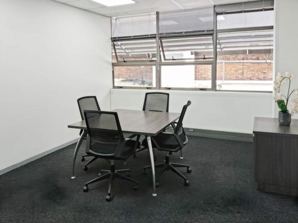 25 m² Office Space