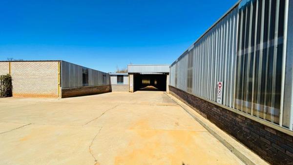 4 300 m² Industrial space