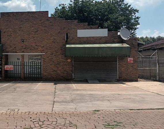 200 m² Retail Space