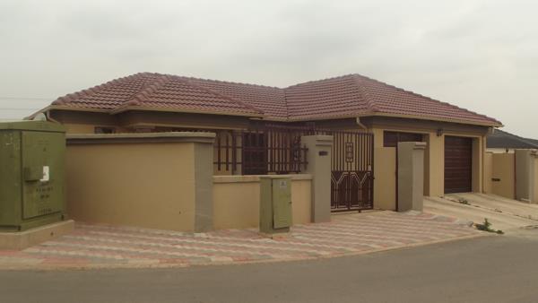 2 Bedroom House