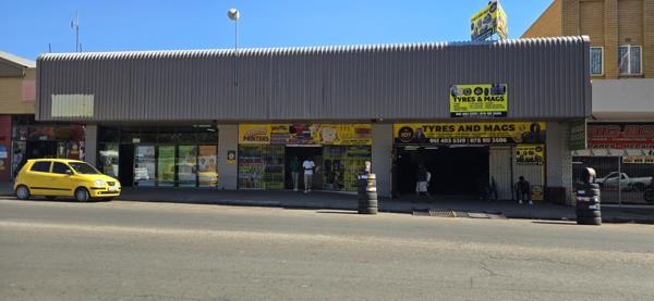 573.2  m² Retail Space