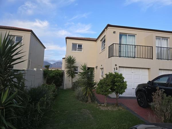 3 Bedroom Townhouse