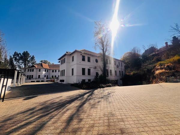 175.6 m² Commercial space