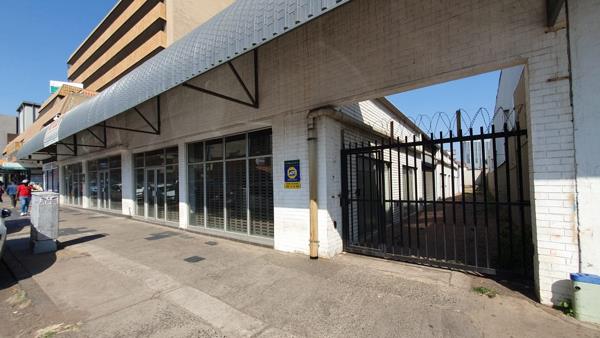 1 500 m² Commercial space