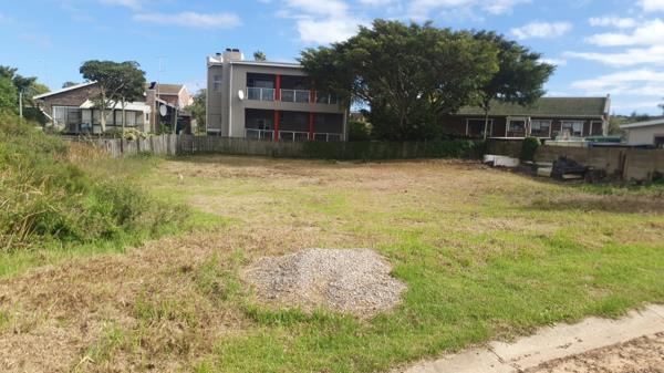 813 m² Land