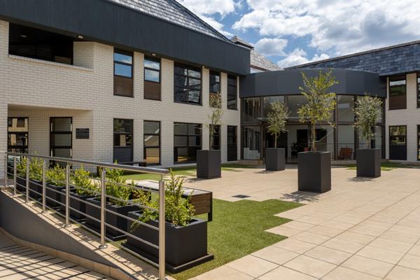 229  m² Commercial space