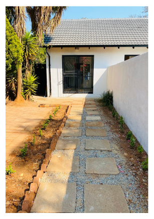 1 Bedroom Garden Cottage