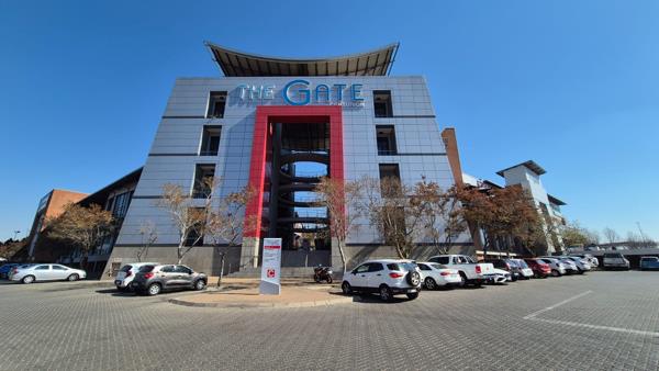 84  m² Commercial space