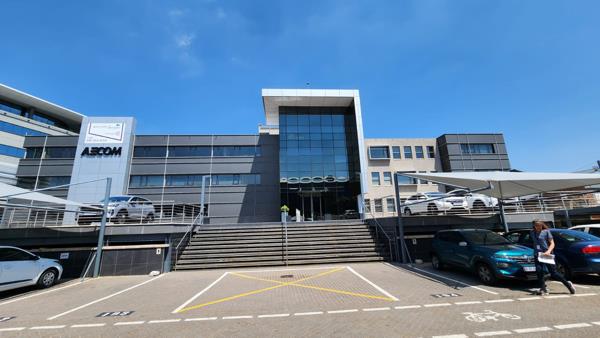 338  m² Commercial space