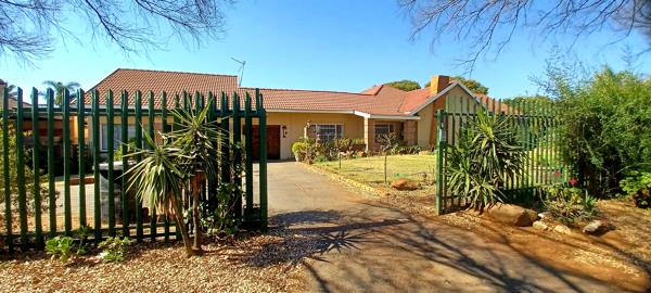 5 Bedroom House