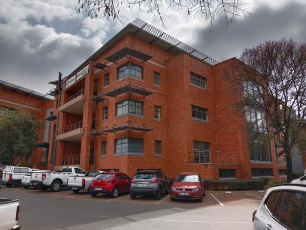 251 m² Commercial space