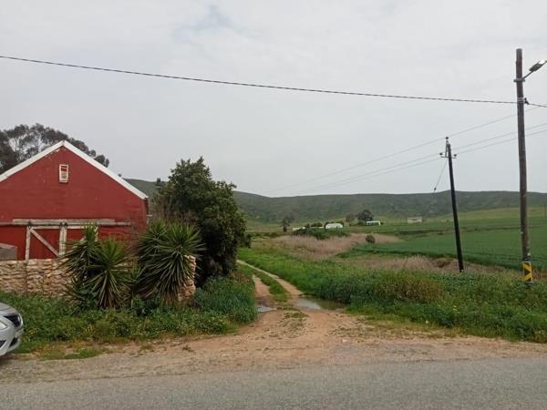 1 341 m² Land