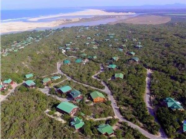 944 m² Land