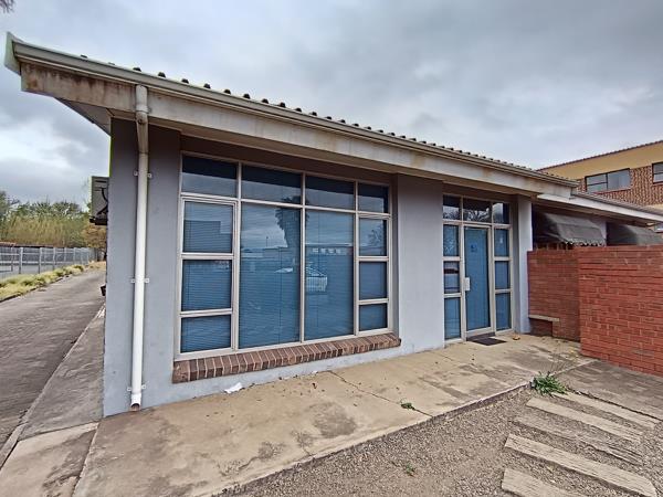 455  m² Commercial space