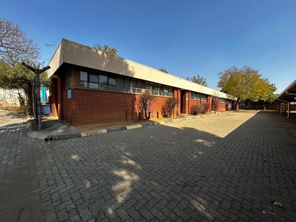326 m² Commercial space