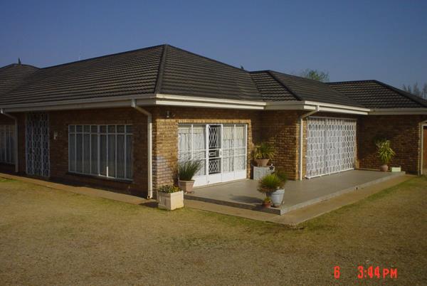 5 Bedroom House
