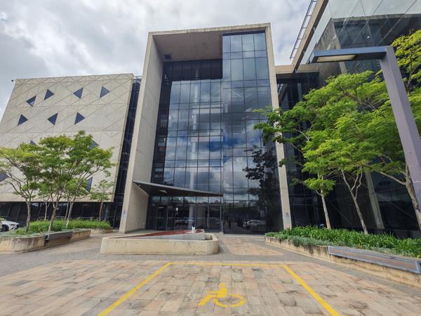 135 m² Commercial space