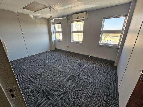 71  m² Commercial space