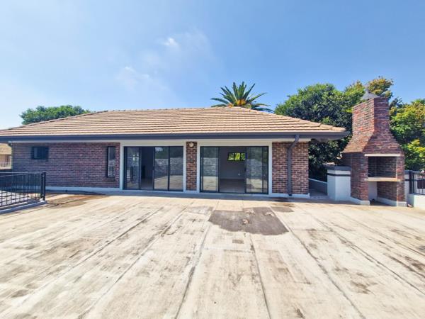 551  m² Commercial space